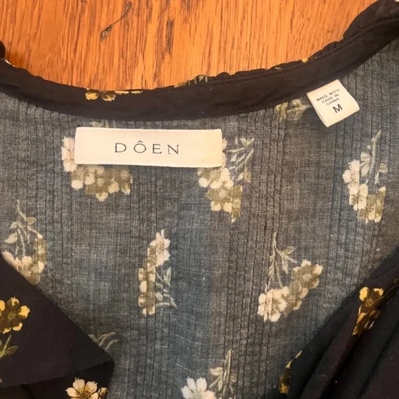 Doen Henri Top in Buttercup Bouquet - Medium - Picture 4 of 12